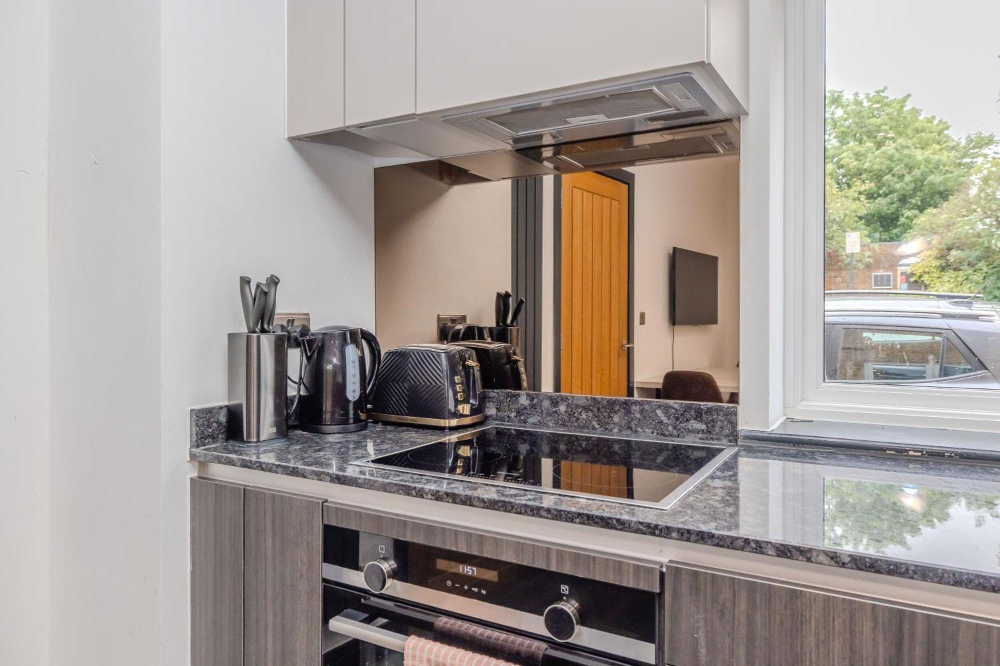 Central Hove 3 Bedroom Flat Bn340Awil 외부 사진